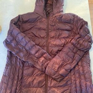 Women’s size extra large nylon puffer coat